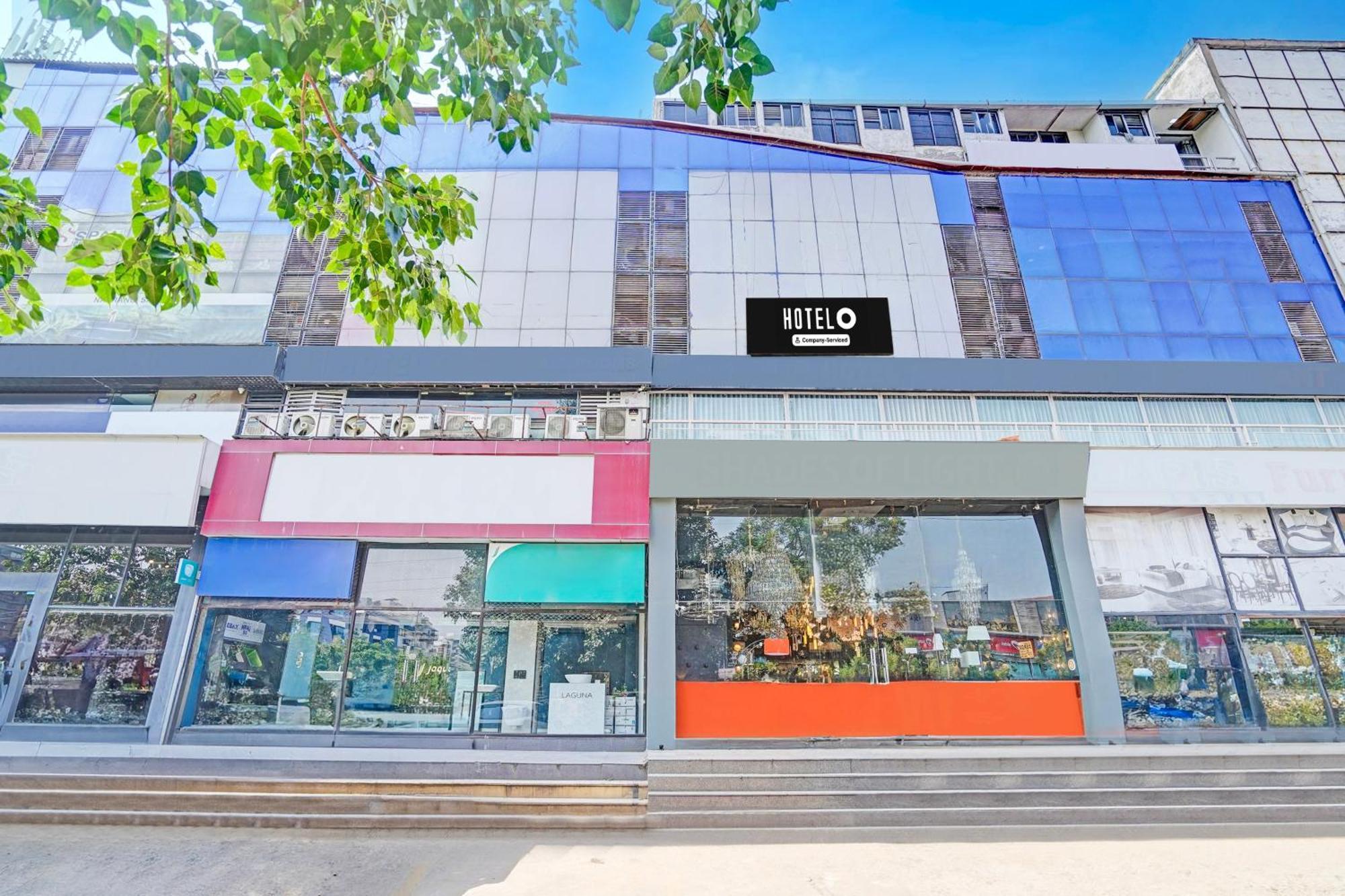 Hotel O S. G. Highway Formerly I Land Park Ahmedabad Extérieur photo